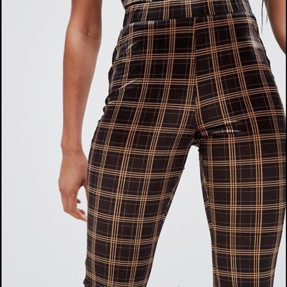 👇🏻$Reduced to lowest price. Gorgeous Emory Park flare pants in velvet size M - Picture 3 of 9